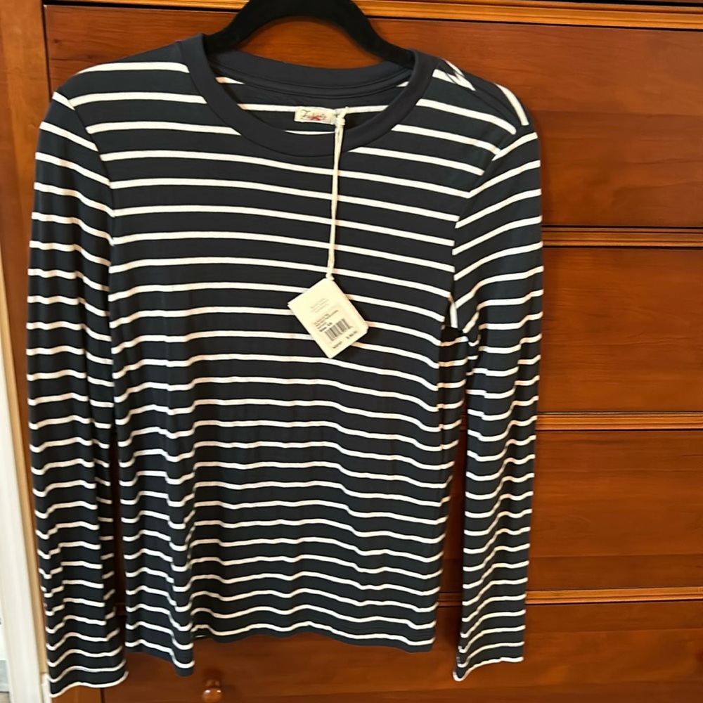 NWT Faherty cloud long sleeve t